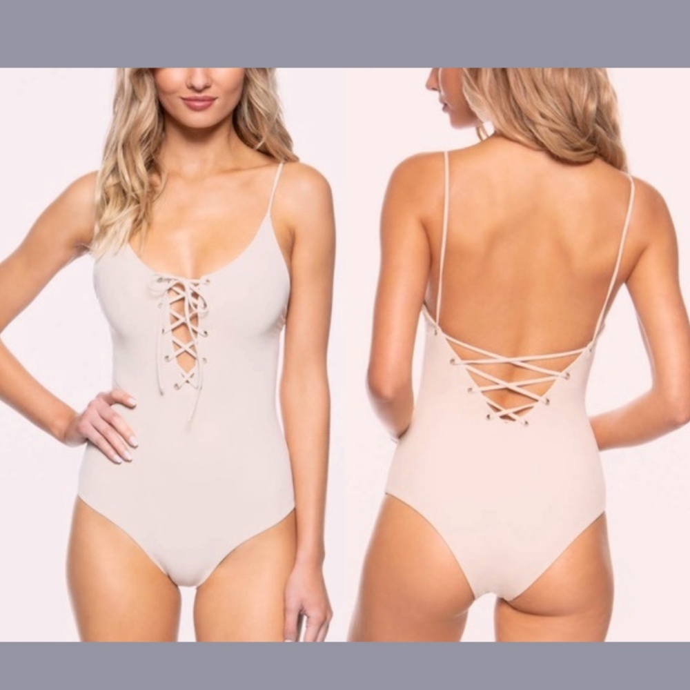 NWT TAVIK [ Small ] Monahan Lace Up One Piece‎ Swimsuit in Seashell